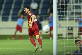 Tuấn Anh chấn thương, vẫn còn 6 quân bầu Đức đá với Malaysia