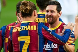 Lãnh lương cao chỉ sau Messi, Griezmann không muốn rời Barca