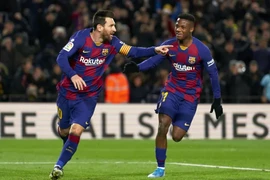 Nóng: MU nhờ vả siêu cò của Ronaldo để mua truyền nhân Messi