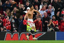 Ronaldo tuyên bố cứng sau khi phá hàng loạt kỷ lục 