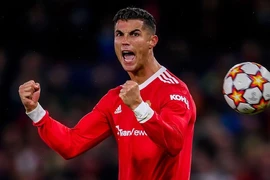 Ronaldo đáp trả những lời chỉ trích Man United