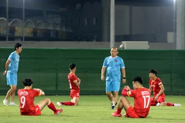 Thầy trò Park Hang-seo luyện chiêu độc quyết thắng tuyển Trung Quốc