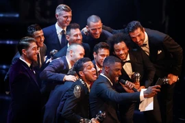FIFA chọn 5 cầu thủ hay nhất năm không khác Quả bóng vàng