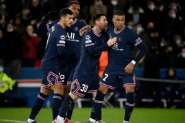 Mbappe tiết lộ lý do nhường đá phạt đền cho Messi 