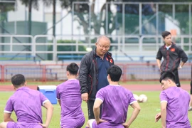 Ông Park loại Minh Vương, chọn đội hình mạnh nhất đấu Malaysia