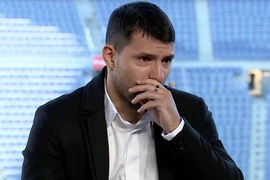 Màn chia tay đẫm nước mắt của Aguero