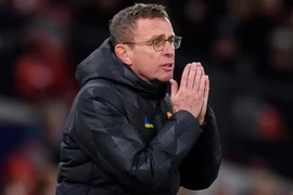 HLV Rangnick chỉ trích những bất hợp lý của bóng đá Anh