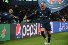 Vừa ghi bàn vào lưới Real, Mbappe lên tiếng về tương lai với Real