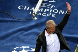 Ngả mũ khâm phục kỷ nguyên vĩ đại của ông chủ Nga Abramovich 