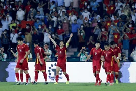 HLV của Philippines đòi thắng U-23 Việt Nam, ông Park phản pháo 