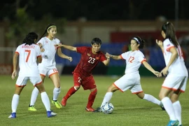 Bóng đá nữ SEA Games bất ngờ thi đấu lúc 21 giờ 30