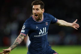 Messi lạnh nhạt với đồng đội