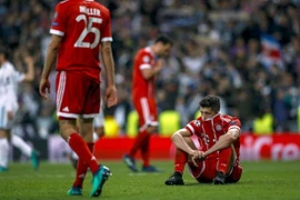Bayern không bán trả góp Lewandowski cho Barca