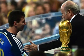 Messi lo ngại bỏ lỡ World Cup cuối cùng