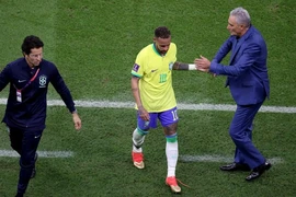 HLV Tite nổi giận với truyền thông Brazil, báo tin vui về Neymar