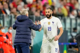 Bí mật các ngôi sao Pháp không muốn Benzema trong đội hình