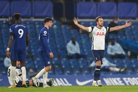 Harry Kane đã làm điều mà Messi và Ronaldo bó tay