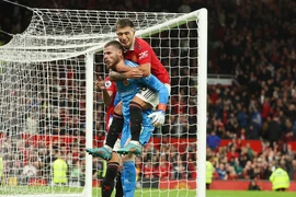 Sevilla và làng bóng Saudi Arabia tranh giành kỷ lục gia của Man United