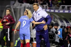 Thầy cũ của Nam Định tự tin đánh bại chủ nhà Úc ở tứ kết World Cup