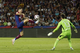 HLV Xavi nổi giận với cầu thủ Barca sau trận thắng khổ