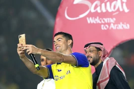 Al Nassr gia hạn hợp đồng với Ronaldo đến năm 42 tuổi