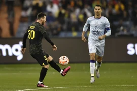 Messi háo hức đối đầu trực tiếp với Ronaldo