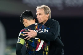 12 tháng của Klinsmann với tuyển Hàn Quốc và cái kết ê chề