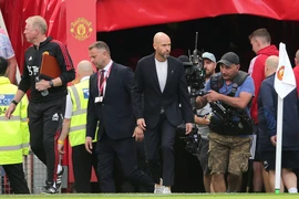 Loạn tin HLV Ten Hag bị thay thế, Man United gặp rối