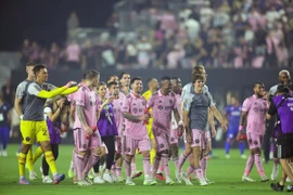 Messi chấn thương vẫn tạo cơn sốt vé khủng khiếp