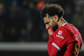 Salah mong manh giữa ranh giới người hùng và tội đồ của Liverpool