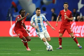 Messi trở lại, Argentina dễ dàng đè bẹp Ecuador