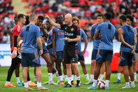 ‘Thầy trò Ten Hag bị chỉ trích một cách khắc nghiệt’
