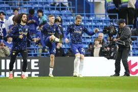 Chelsea bị chỉ trích vì bản hợp đồng kỳ lạ