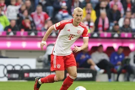 Bayern bị chỉ trích 'ô nhục' vì bán trung vệ De Ligt cho Man United