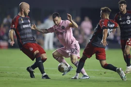 HLV Martino tiết lộ thời điểm Messi trở lại sân cỏ