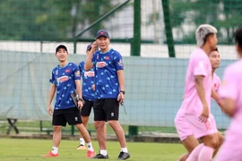 HLV Kim Sang-sik tung thủ môn Văn Lâm, Quế Ngọc Hải ra đấu tuyển Nga