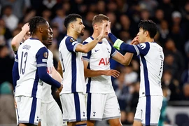 Huyền thoại Hoddle: 'Tottenham sẽ hòa Man United 2-2 hoặc thắng 3-2'