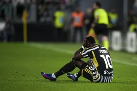 Juventus cứu vãn sự nghiệp tiền vệ Paul Pogba sau lệnh trừng phạt