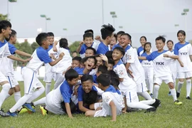 Quỹ Real Madrid dạy bóng đá cho trẻ em khó khăn ở TP.HCM 