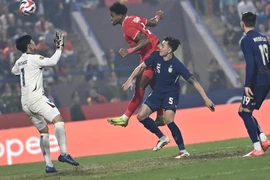 May mà có Nguyễn Xuân Son, đời còn dễ thương...