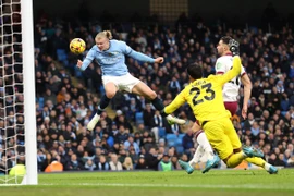 HLV Pep Guardiola đáp trả những chỉ trích sau chiến thắng hủy diệt 8-0