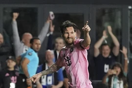 Lạ lùng Messi ghi bàn, đội thua… mừng rỡ