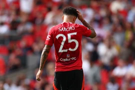 Hết cửa về MU, tương lai của Sancho mịt mờ tại Chelsea