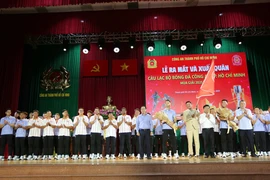 Biểu tượng CLB bóng đá Công an TP.HCM tái xuất