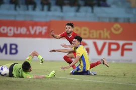 Đội bóng của bầu Hiển đột ngột sa thải HLV người Nhật chỉ sau 3 vòng V-League