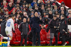 Palace vùi dập Liverpool, HLV Arne Slot hết bào chữa