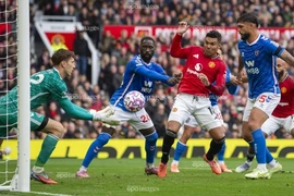 Man United suýt thua, HLV Amorim nói sự thật