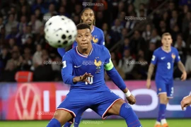 Mbappe chia tay đội tuyển Pháp