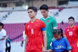 U-22 Việt Nam và đối thủ lớn Malaysia ‘nắn gân nhau’ ở SEA Games 33