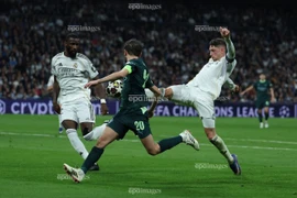 Đằng sau cú hat trick điên rồ của Valverde nhấn chìm Man City